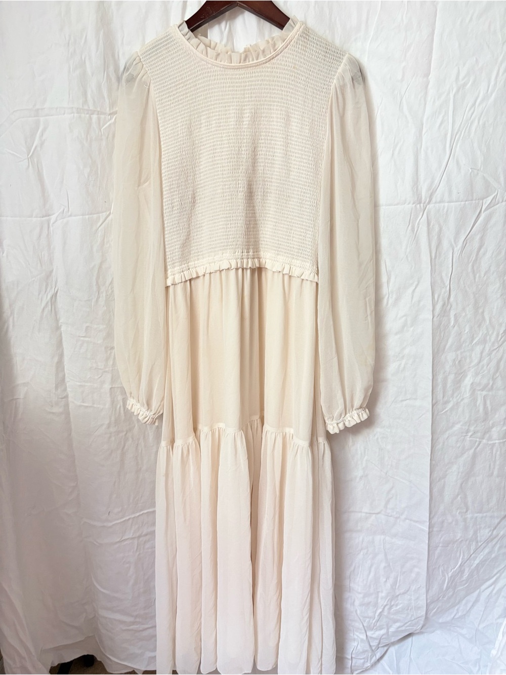 Aritzia Cream Long Sleeve Wilfred Tiered Maxi Dress size L